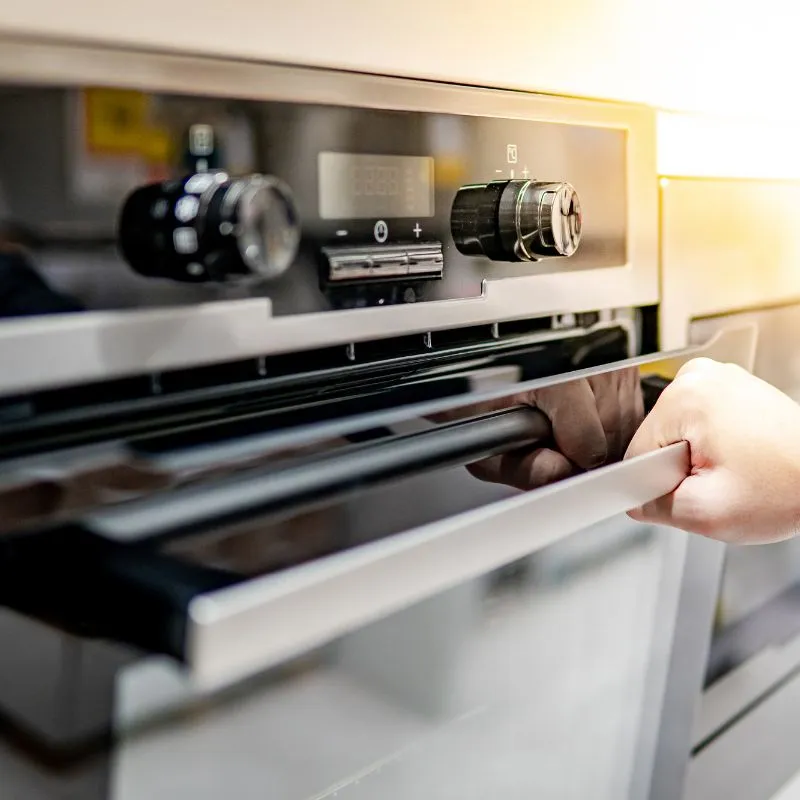Oven Door Does Not Close Properly